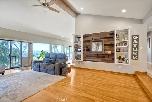 $1,400,000 | 4408 Brodea Lane, Fallbrook, CA 92028