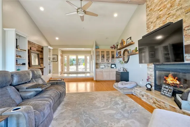 $1,400,000 | 4408 Brodea Lane, Fallbrook, CA 92028
