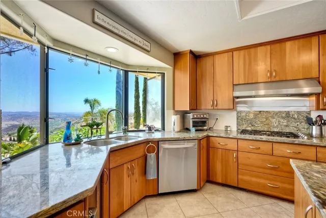 $1,400,000 | 4408 Brodea Lane, Fallbrook, CA 92028