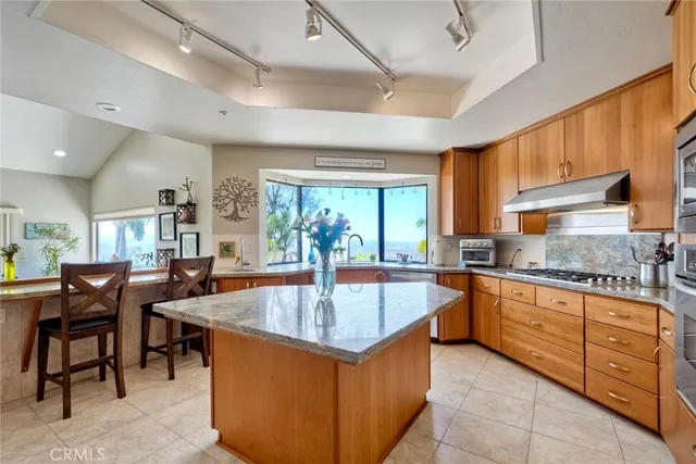 $1,400,000 | 4408 Brodea Lane, Fallbrook, CA 92028