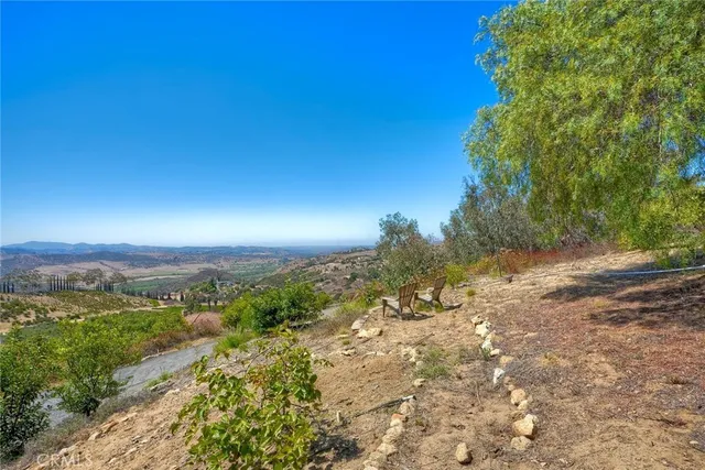 $1,400,000 | 4408 Brodea Lane, Fallbrook, CA 92028