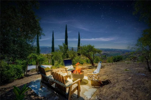 $1,400,000 | 4408 Brodea Lane, Fallbrook, CA 92028