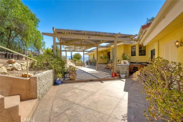 $1,400,000 | 4408 Brodea Lane, Fallbrook, CA 92028