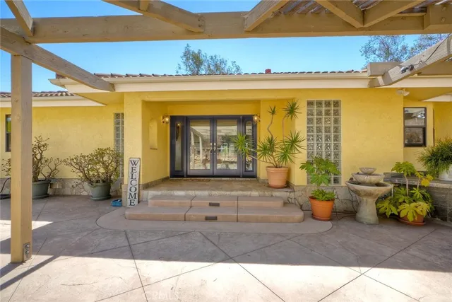 $1,400,000 | 4408 Brodea Lane, Fallbrook, CA 92028