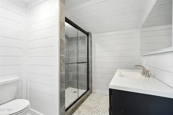 $465,000 | 286 Brobeck Hill Road, Limestone, TN 37681