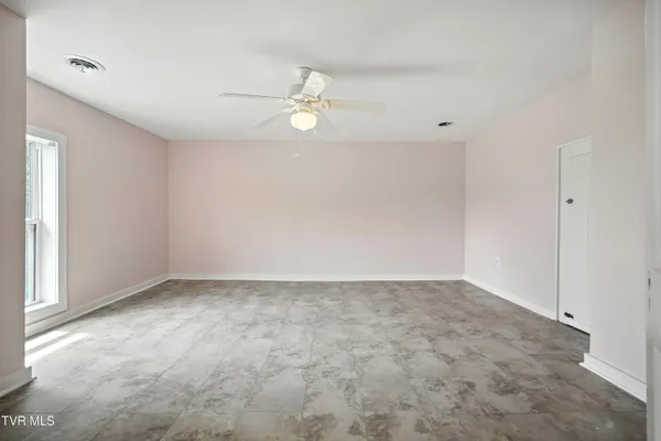 $465,000 | 286 Brobeck Hill Road, Limestone, TN 37681