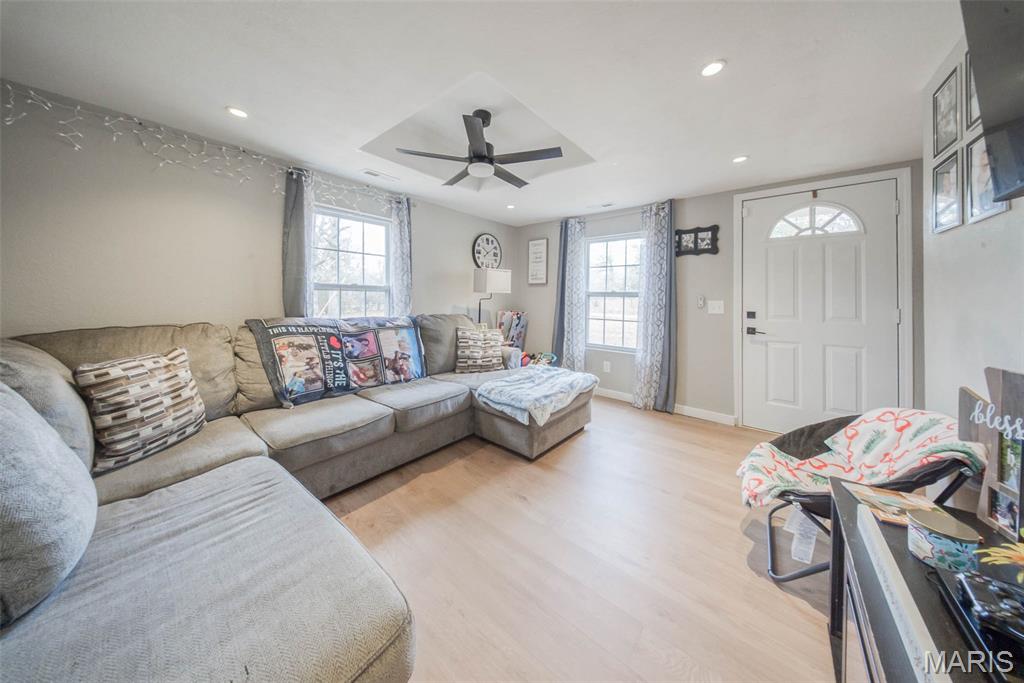 11275 County Road 3030 Rolla, MO 65401 - Photo 3 of 37