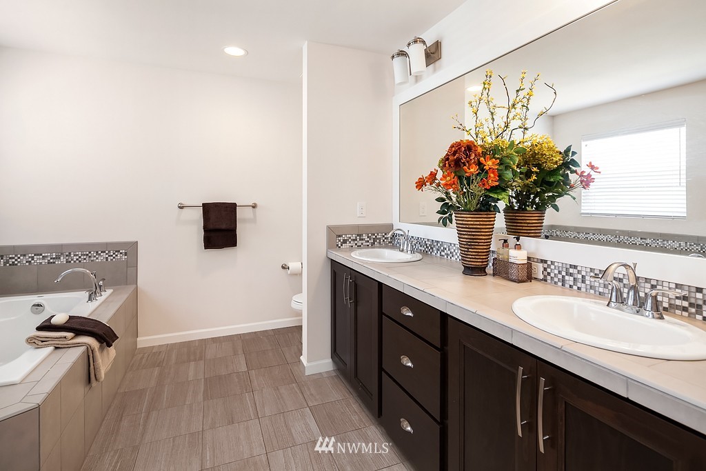 3609 196th Place Southeast Bothell, WA 98012 - Photo 10 of 18
