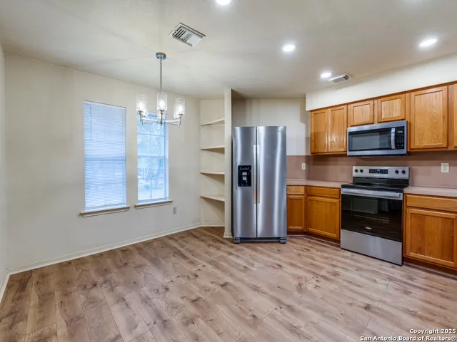 $1,875 | 510 Maricopa Drive, Canyon Lake, TX 78133