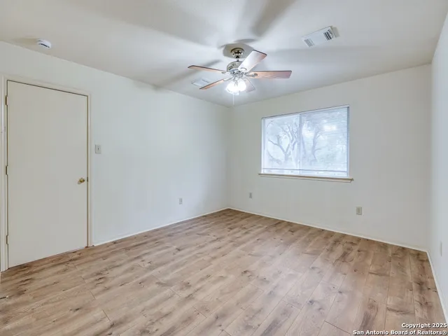 $1,875 | 510 Maricopa Drive, Canyon Lake, TX 78133