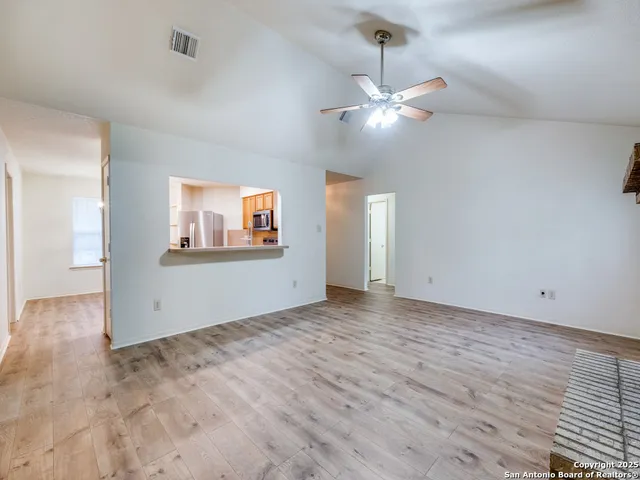 $1,875 | 510 Maricopa Drive, Canyon Lake, TX 78133