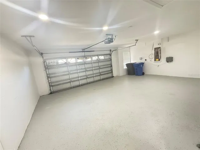 $425,000 | 6817 Cromwell Garden Drive, Apollo Beach, FL 33572