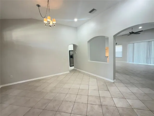 $425,000 | 6817 Cromwell Garden Drive, Apollo Beach, FL 33572