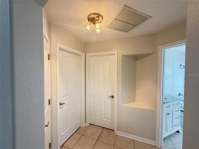 $425,000 | 6817 Cromwell Garden Drive, Apollo Beach, FL 33572