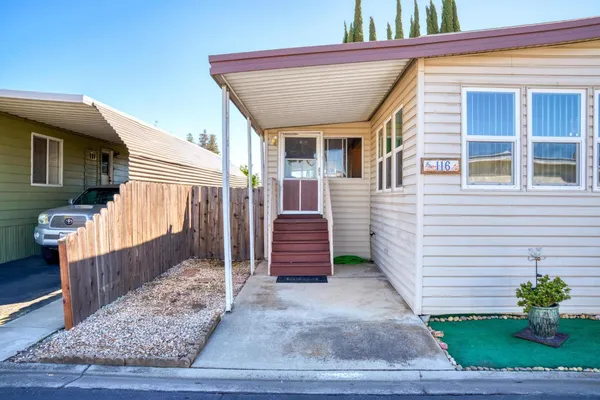 $149,950 | 1830 East Yosemite Avenue, Unit 116, Manteca, CA 95336