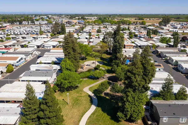 $149,950 | 1830 East Yosemite Avenue, Unit 116, Manteca, CA 95336