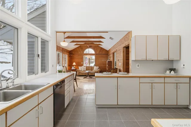 $805,000 | 23 Ferdon Avenue, Sparkill, NY 10976