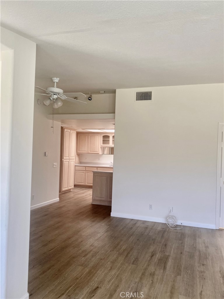 1670 Interlachen Road Seal Beach, CA 90740 - Photo 5 of 44 DINING AREA