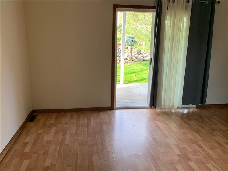 802 6th Street Rochester, PA 15074 - Photo 7 of 14