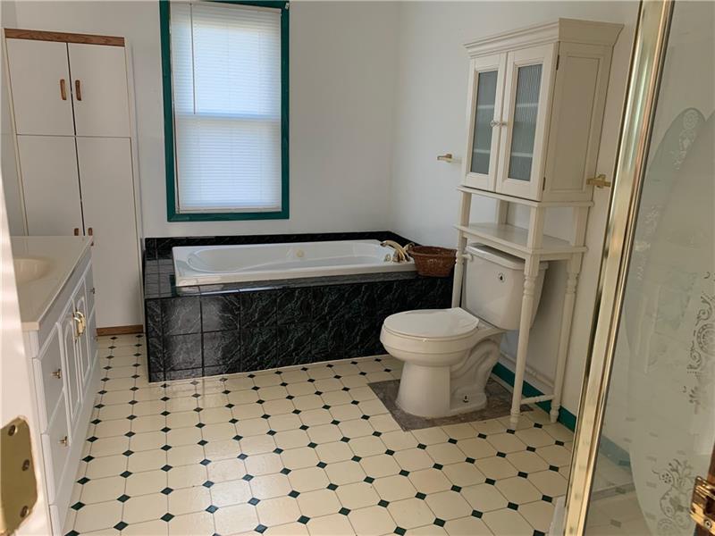802 6th Street Rochester, PA 15074 - Photo 10 of 14