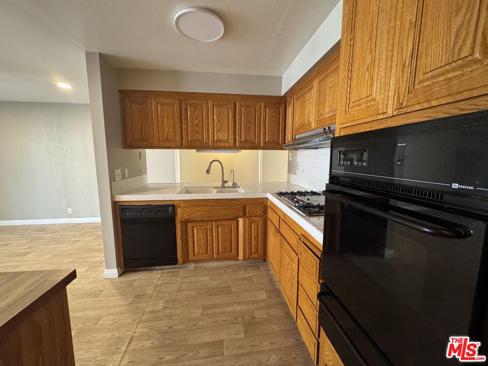 631 Pepper Tree Drive Brea, CA 92821 - Photo 5 of 21