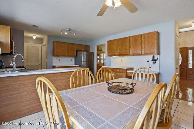 4 Acadia Lane Howell, NJ 07731 - Photo 16 of 36 15Kitchen & Dining Room