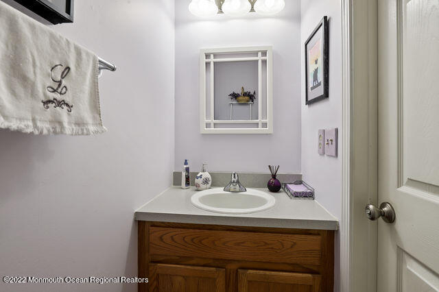 4 Acadia Lane Howell, NJ 07731 - Photo 21 of 36 20Bathroom