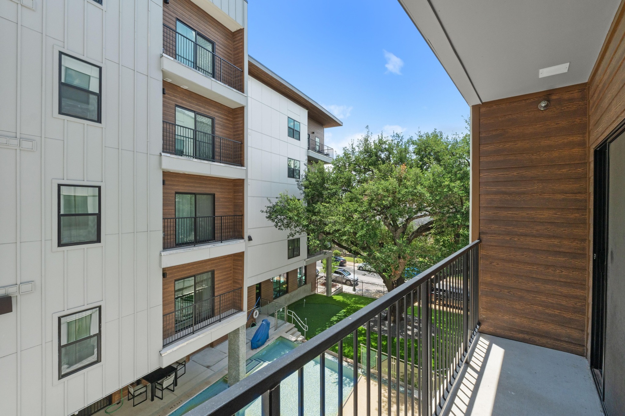 2500 Longview Street, Unit 303 Austin, TX 78705 - Photo 19 of 39