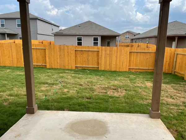 $1,900 | 109 Declaration Lane, Liberty Hill, TX 78642