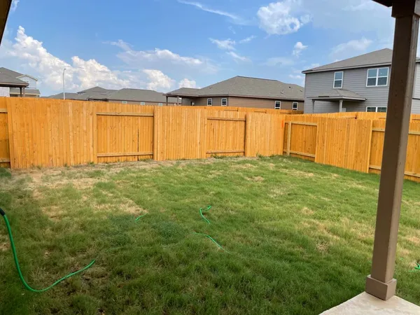 $1,900 | 109 Declaration Lane, Liberty Hill, TX 78642