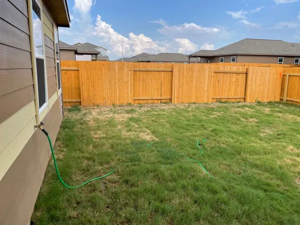 $1,900 | 109 Declaration Lane, Liberty Hill, TX 78642