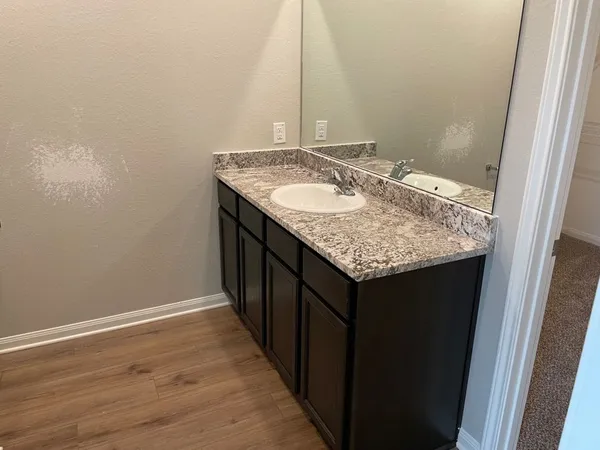 $1,900 | 109 Declaration Lane, Liberty Hill, TX 78642