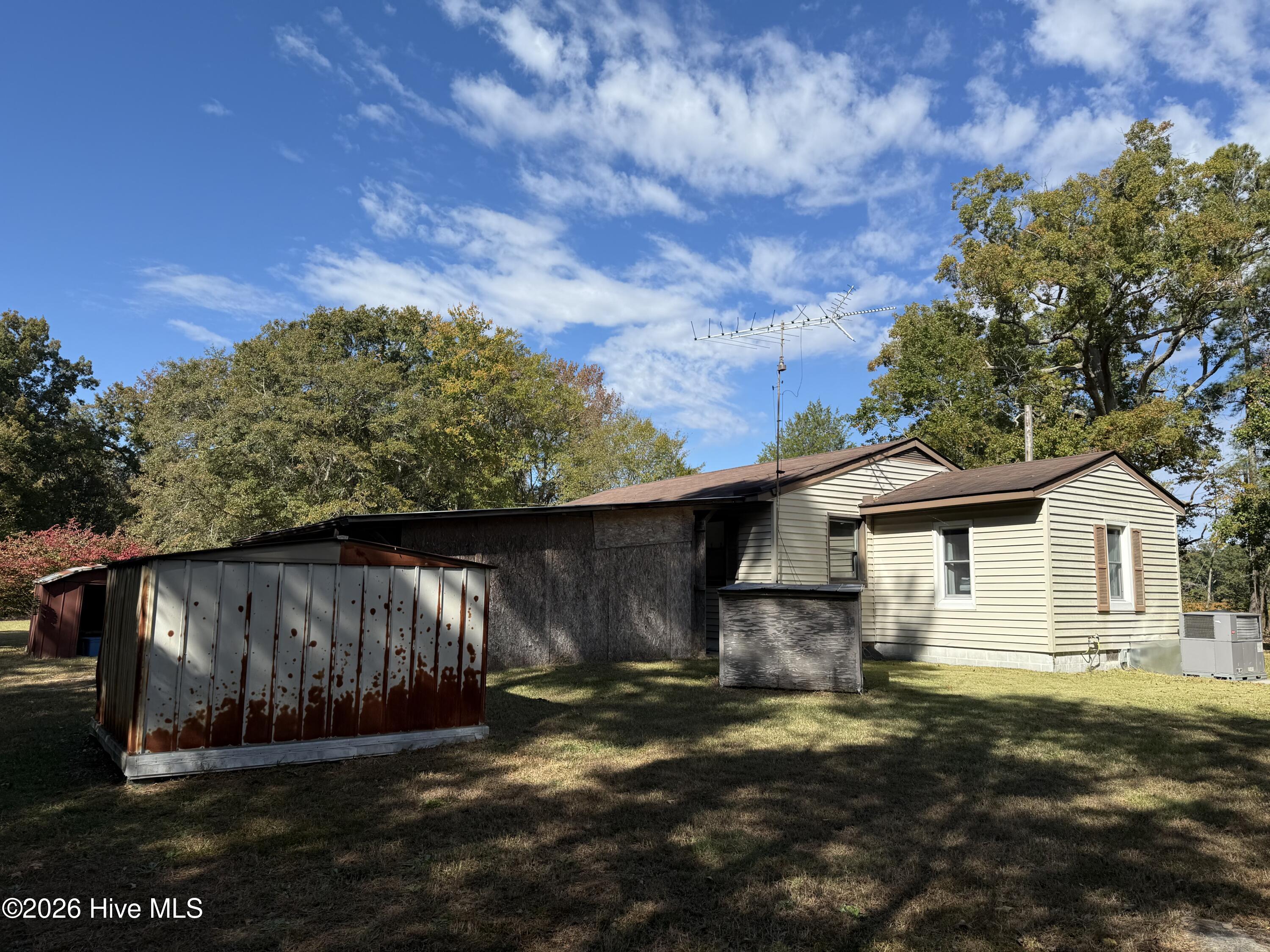 119 Bessie Road Carthage, NC 28327 - Photo 7 of 39