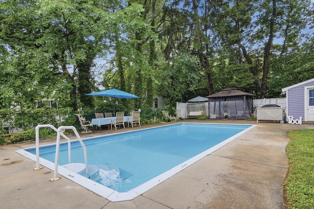 239 Fairmount Street Lowell, MA 01852 - Photo 41 of 42