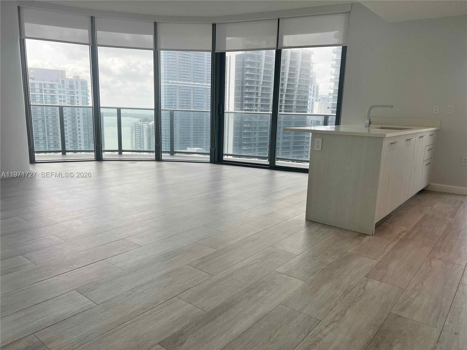 45 Southwest 9th Street, Unit 3703 Miami, FL 33130 - Photo 9 of 73 Photo 9