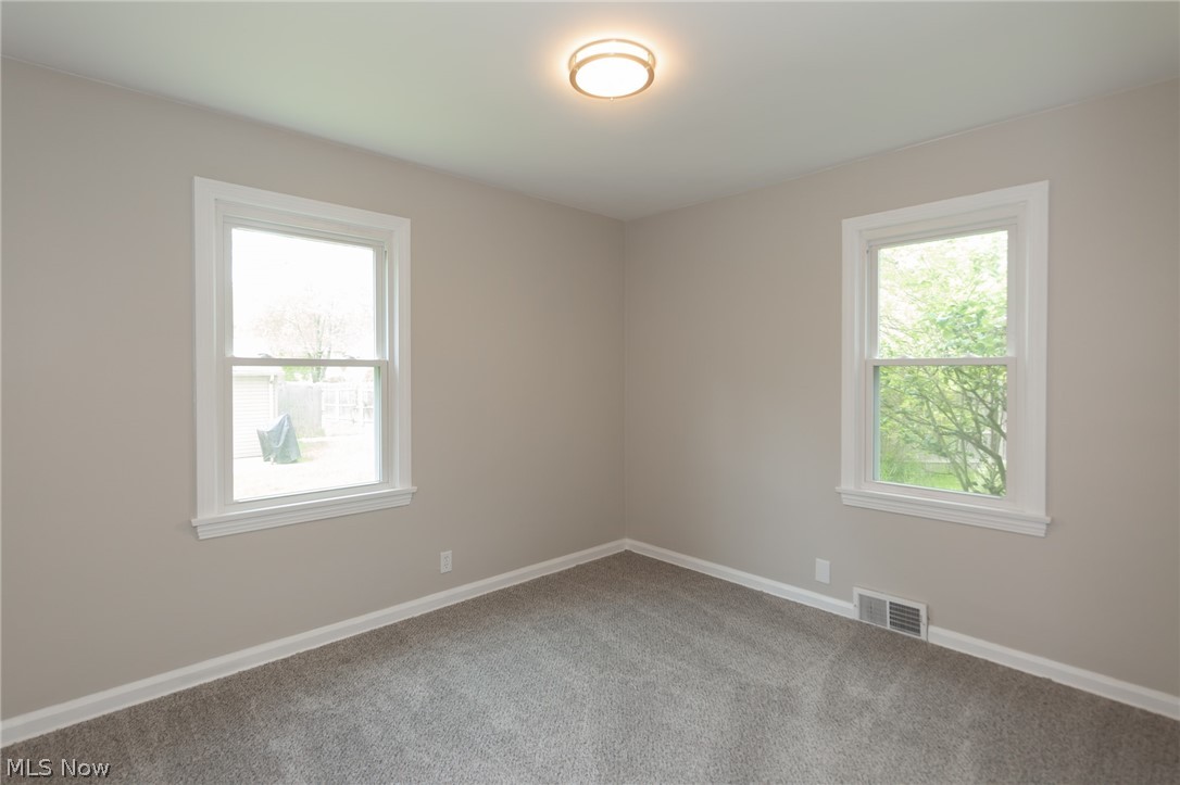 2118 Kirk Road Youngstown, OH 44511 - Photo 19 of 28 Gallery Image 19