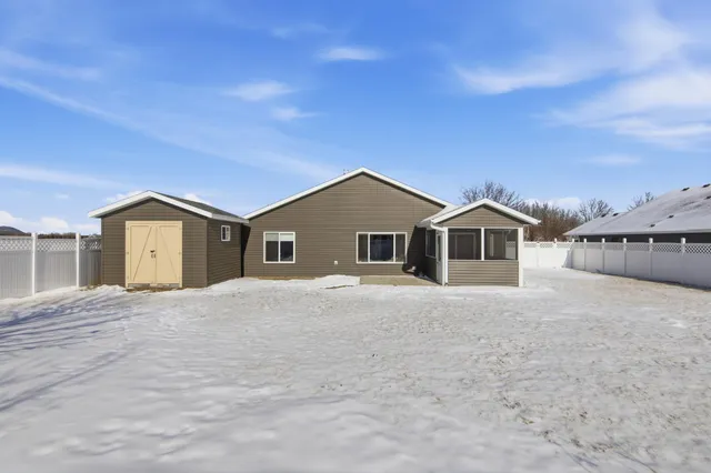 $359,000 | 918 21st Street, Wabasha, MN 55981