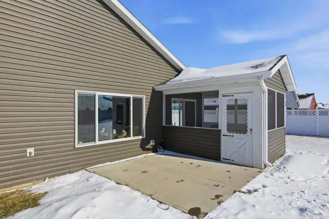 $359,000 | 918 21st Street, Wabasha, MN 55981