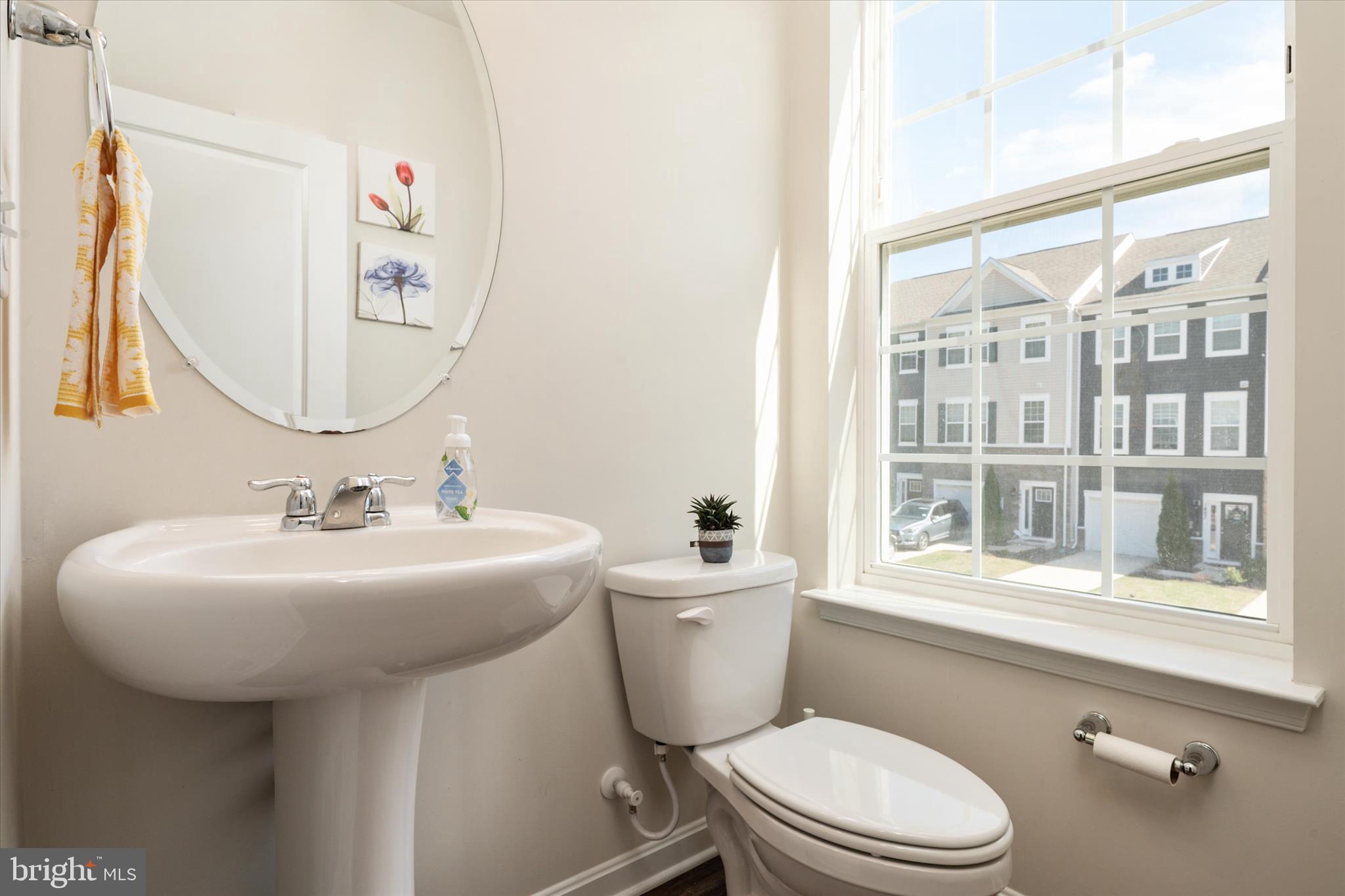 1808 Kellington Court Odenton, MD 21113 - Photo 19 of 36 Powder Room Upper 1
