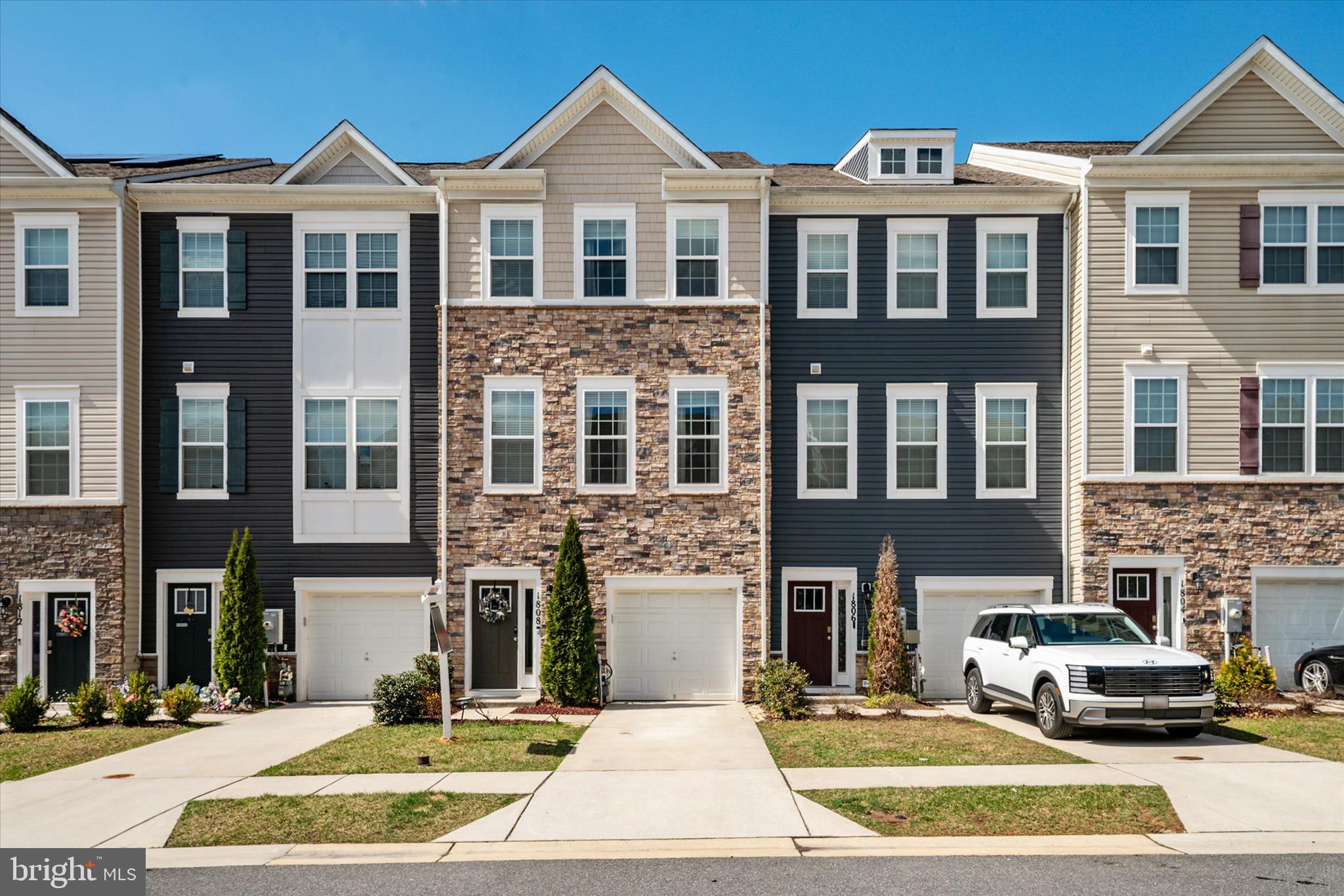 1808 Kellington Court Odenton, MD 21113 - Photo 2 of 36 Front Main