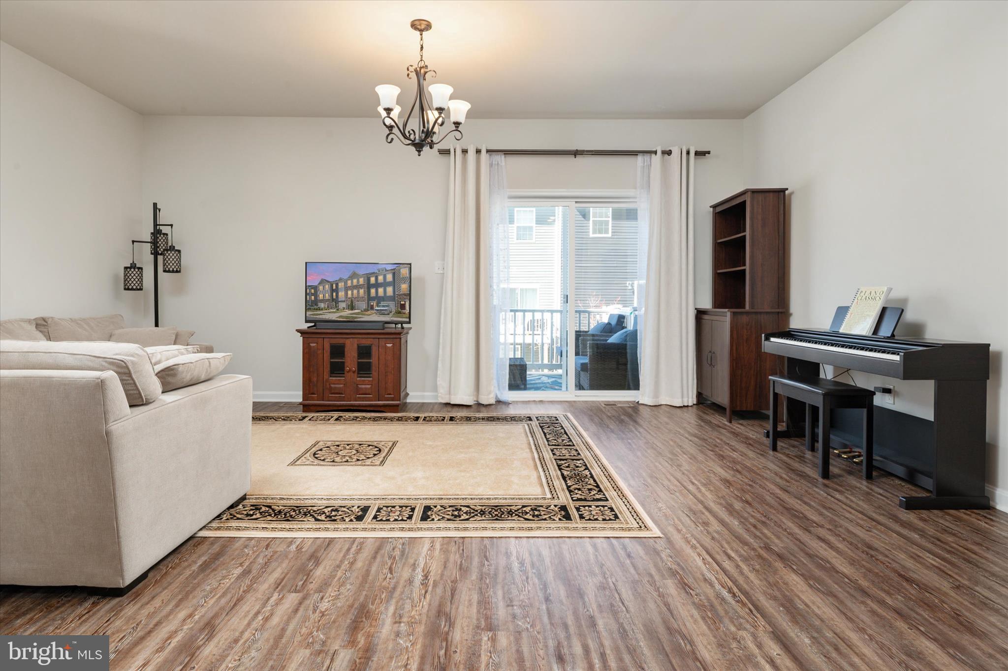 1808 Kellington Court Odenton, MD 21113 - Photo 21 of 36 Living Room