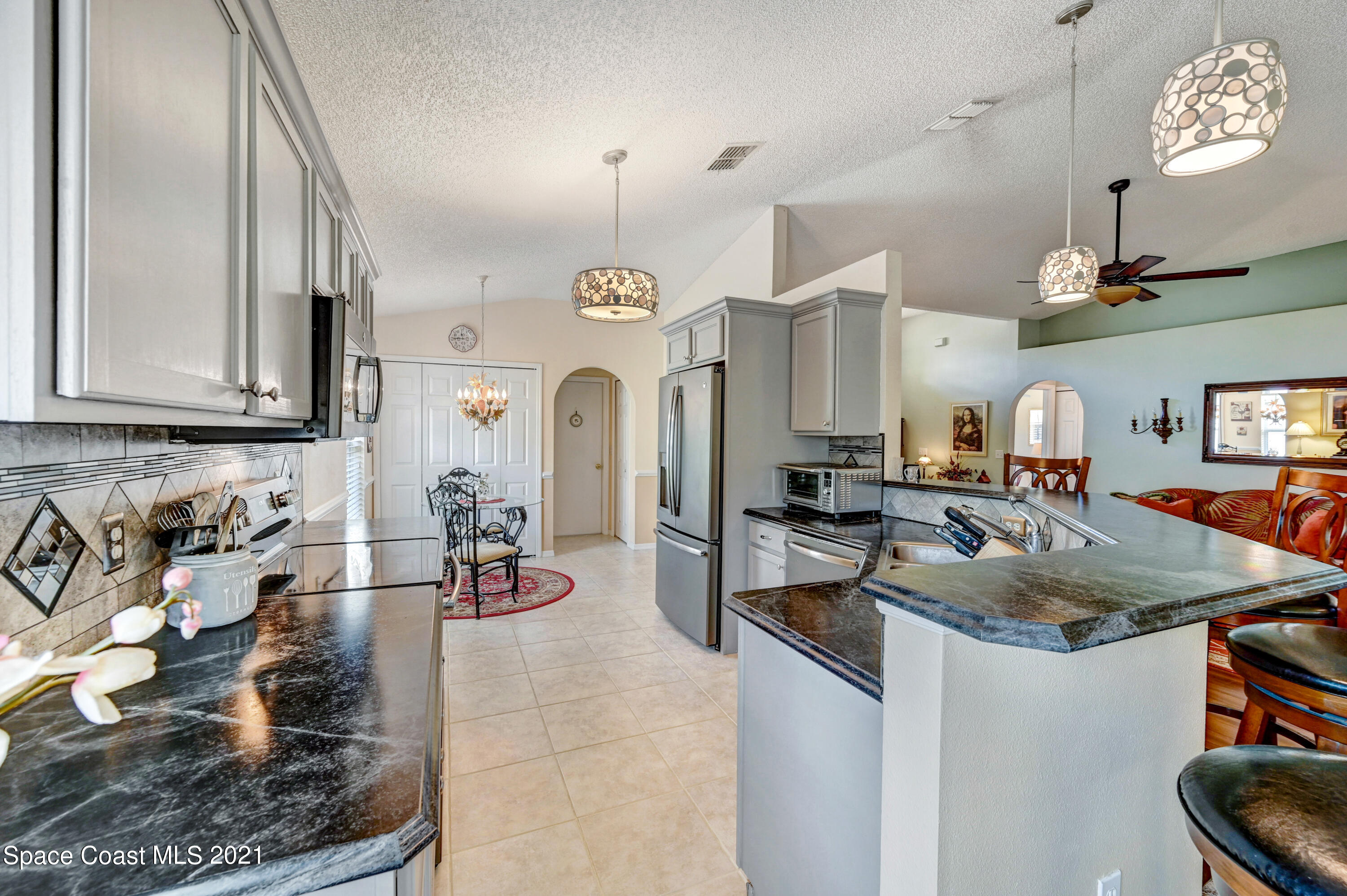 2231 Spring Creek Circle Palm Bay, FL 32905 - Photo 11 of 51 DSC_3929