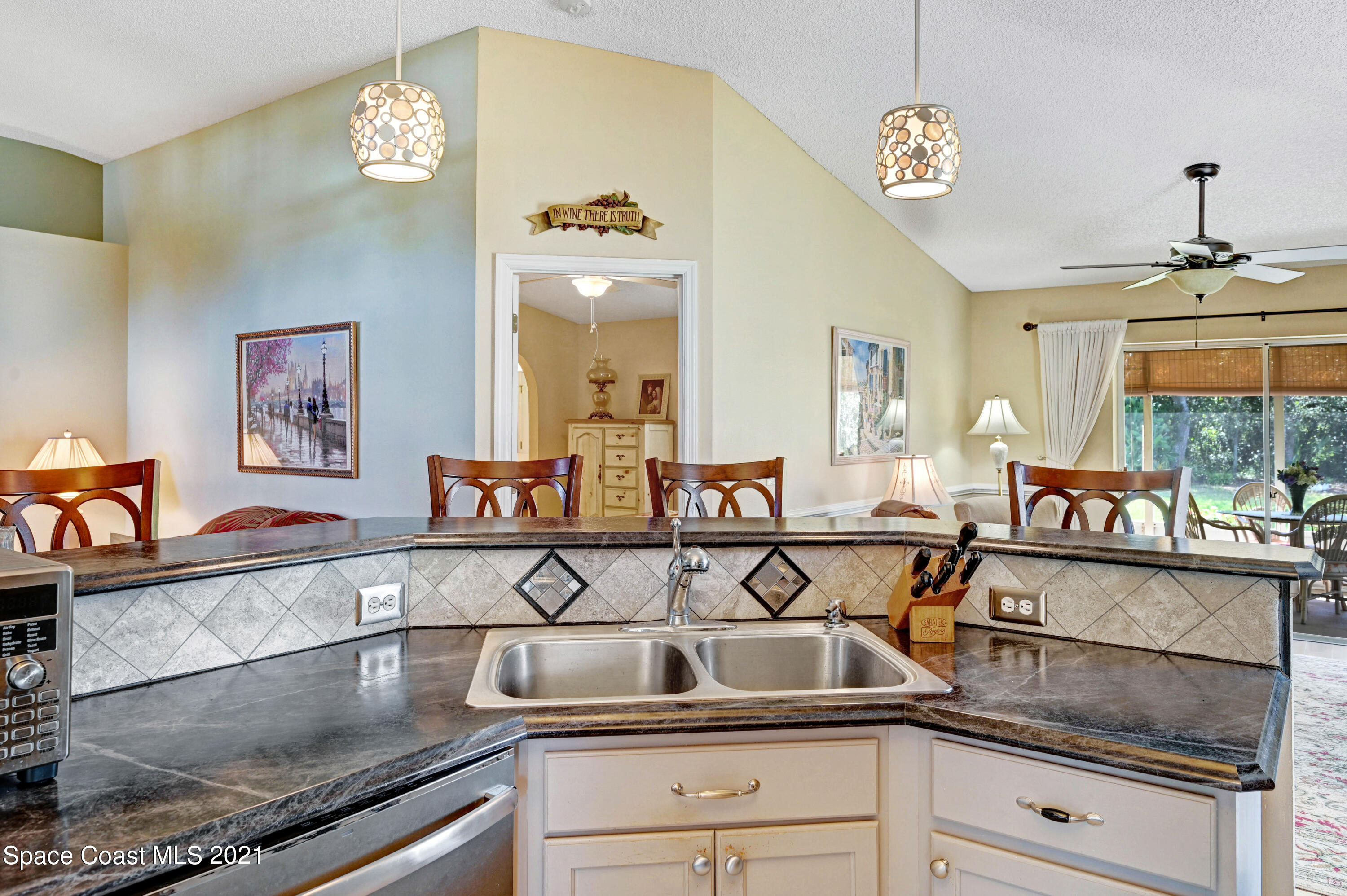 2231 Spring Creek Circle Palm Bay, FL 32905 - Photo 13 of 51 DSC_3938