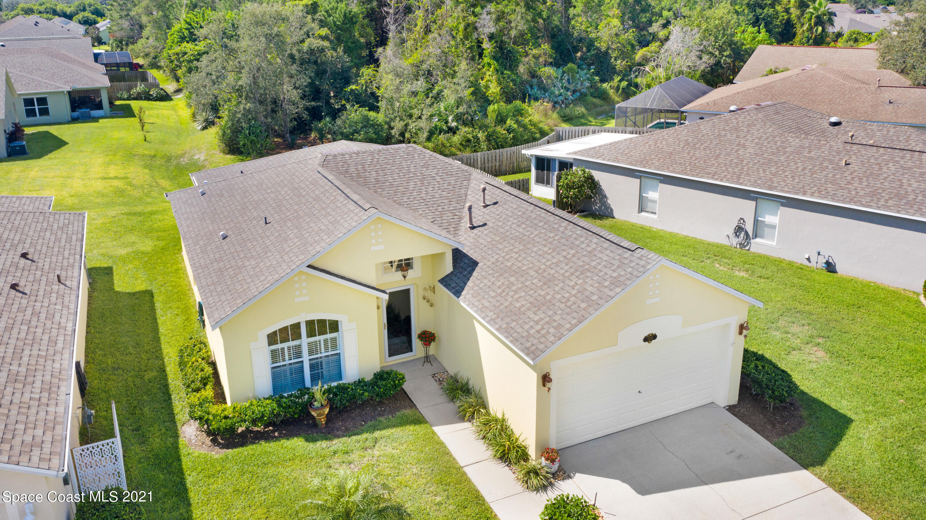 2231 Spring Creek Circle Palm Bay, FL 32905 - Photo 4 of 51 DJI_0217