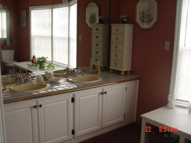 2662 Bristow Road Columbia, TN 38401 - Photo 14 of 19 Gallery Image 14