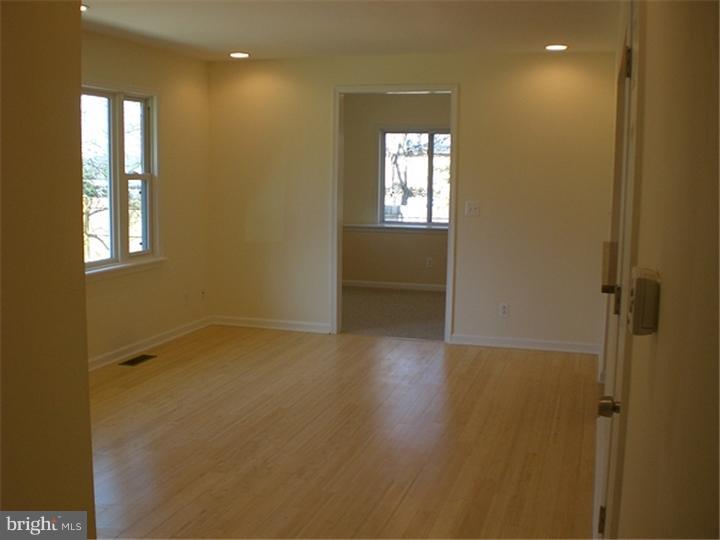 1801 Ridgeview Drive Coatesville, PA 19320 - Photo 5 of 9 Gallery Image 5