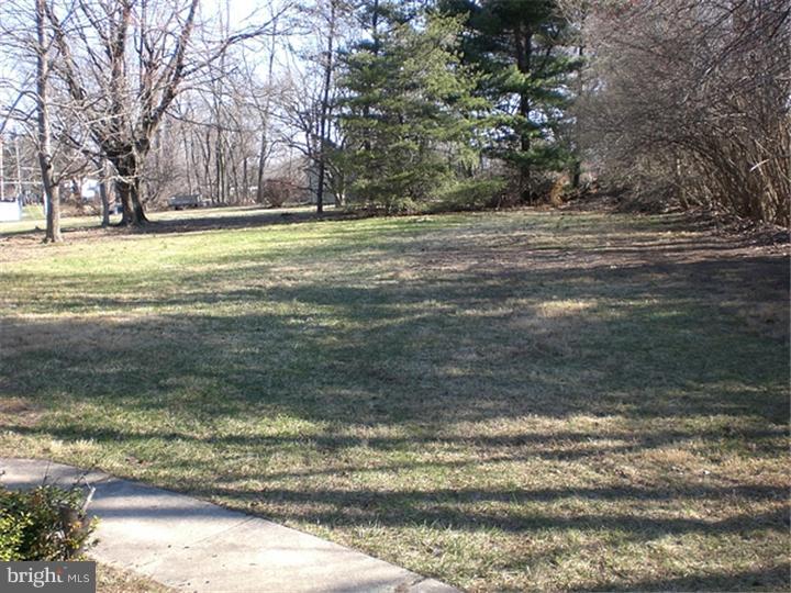 1801 Ridgeview Drive Coatesville, PA 19320 - Photo 9 of 9 Gallery Image 9