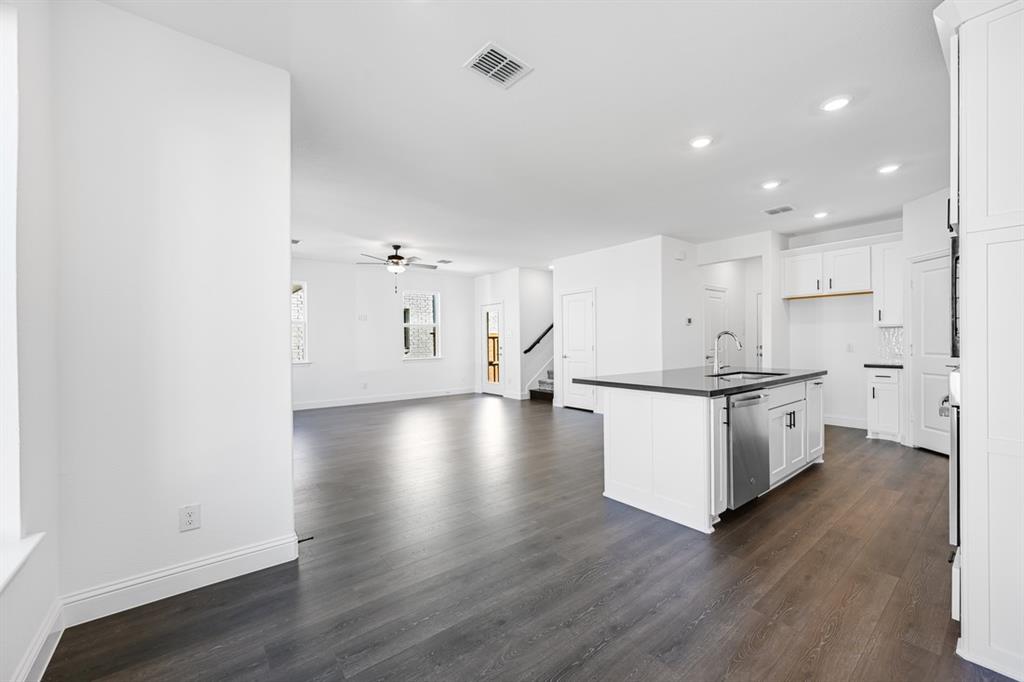 3309 Little Bluestem Road Celina, TX 75009 - Photo 14 of 40 3309 Little Bluestem ~ Ready Now