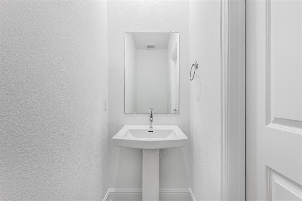 3309 Little Bluestem Road Celina, TX 75009 - Photo 26 of 40 3309 Little Bluestem ~ Ready Now