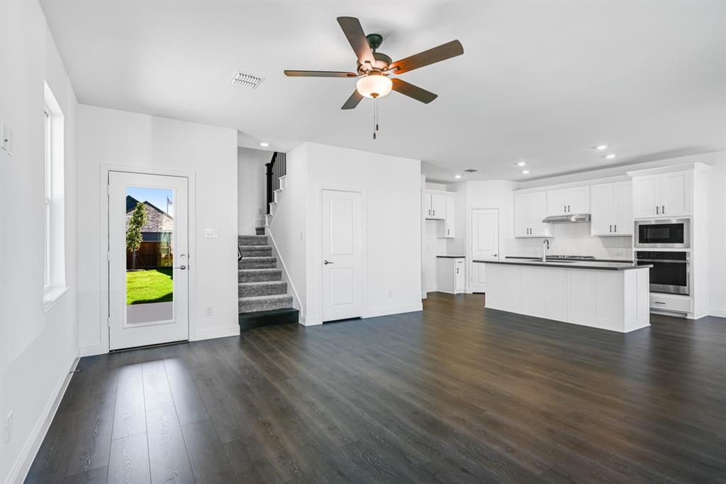 3309 Little Bluestem Road Celina, TX 75009 - Photo 6 of 40 3309 Little Bluestem ~ Ready Now